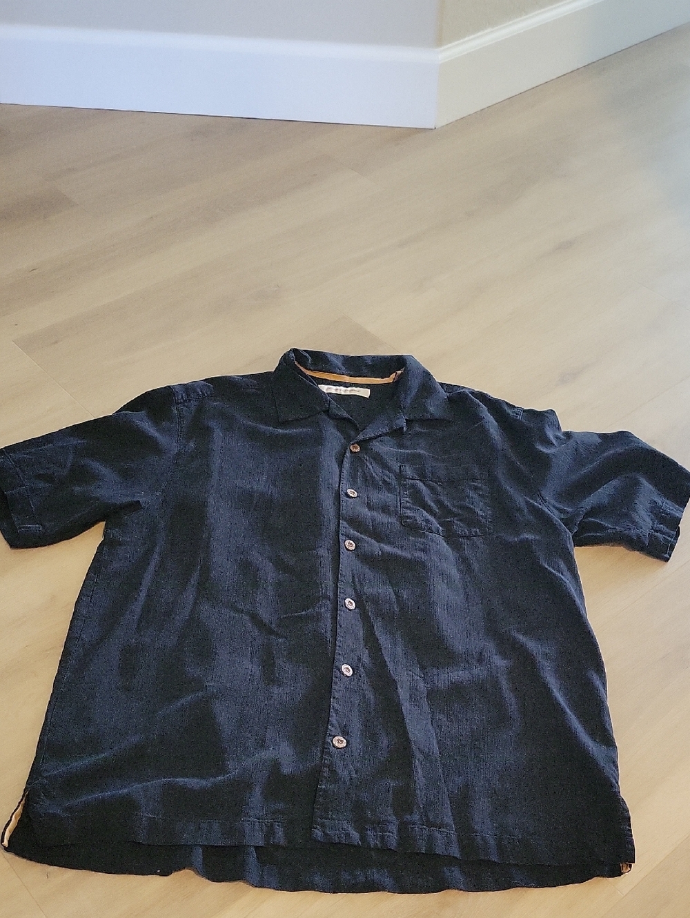Tommy Bahama Nav Short-Sleeve Silk Button-Down Shirt Embroidered